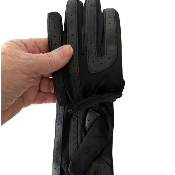 SOLD… please don’t except offer….. Gloves Womens S/M Black Repellent Smart‎ - Picture 2 of 4